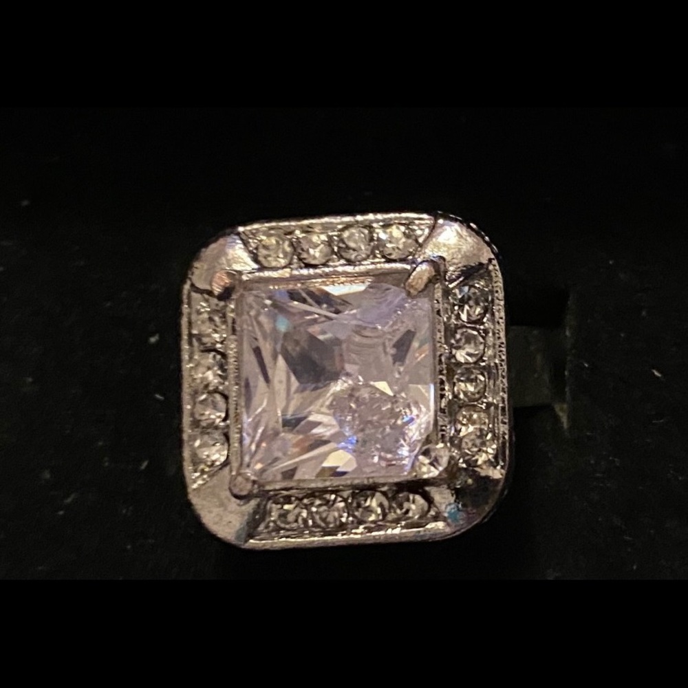 💖 Cubic Zirconia Silver Ring (adjustable) NEW